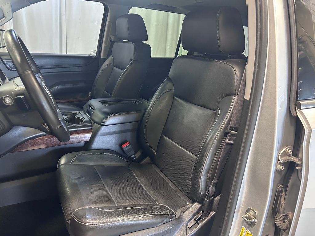 2016 GMC Yukon XL SLT - Photo 8