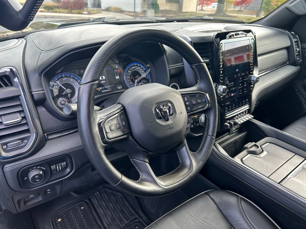 2022 Ram 1500 Limited photo 3