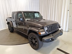 2024 Jeep Gladiator Sport Truck Crew Cab