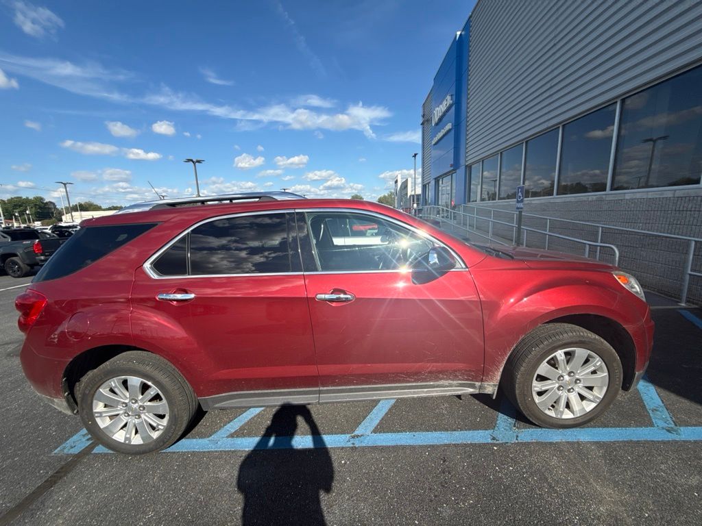 Used 2010 Chevrolet Equinox 2LT with VIN 2CNALPEWXA6389543 for sale in Fort Wayne, IN