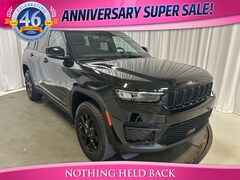 2024 Jeep Grand Cherokee Laredo SUV