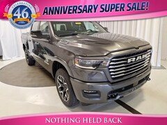 2026 Ram 1500 LARAMIE CREW CAB 4X4 5'7 BOX Pickup