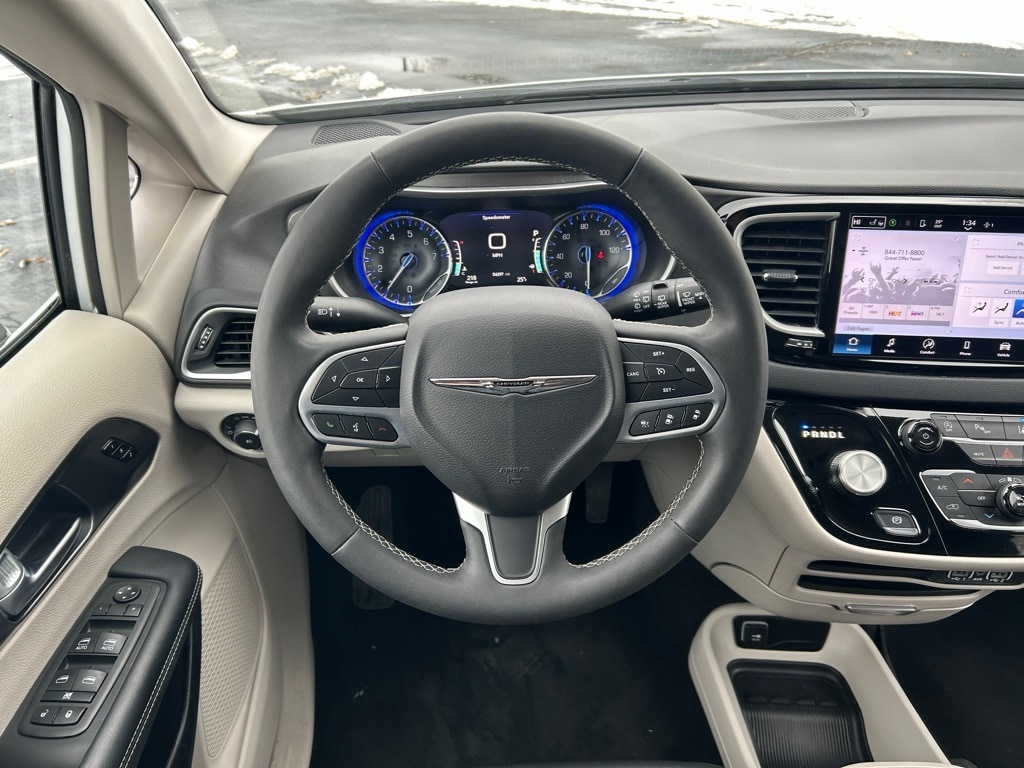 Used 2024 Chrysler Pacifica Touring L Van Passenger Van