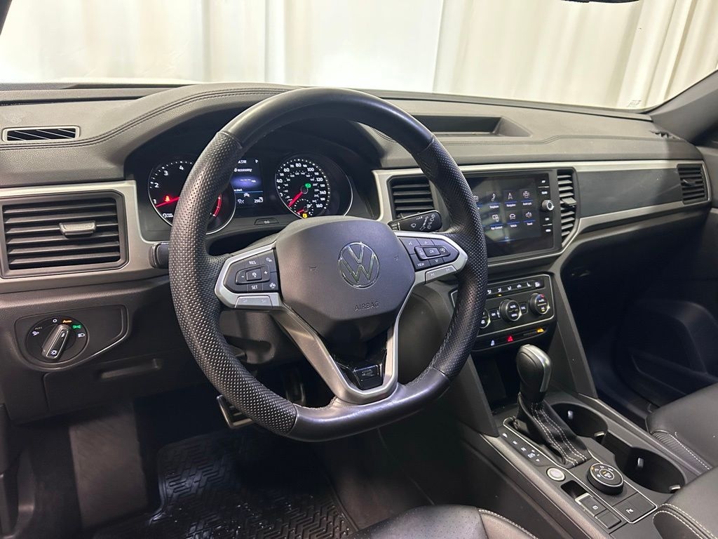 Used 2021 Volkswagen Atlas Cross Sport 3.6L V6 SE w/Technology R-Line 4MOTION SUV