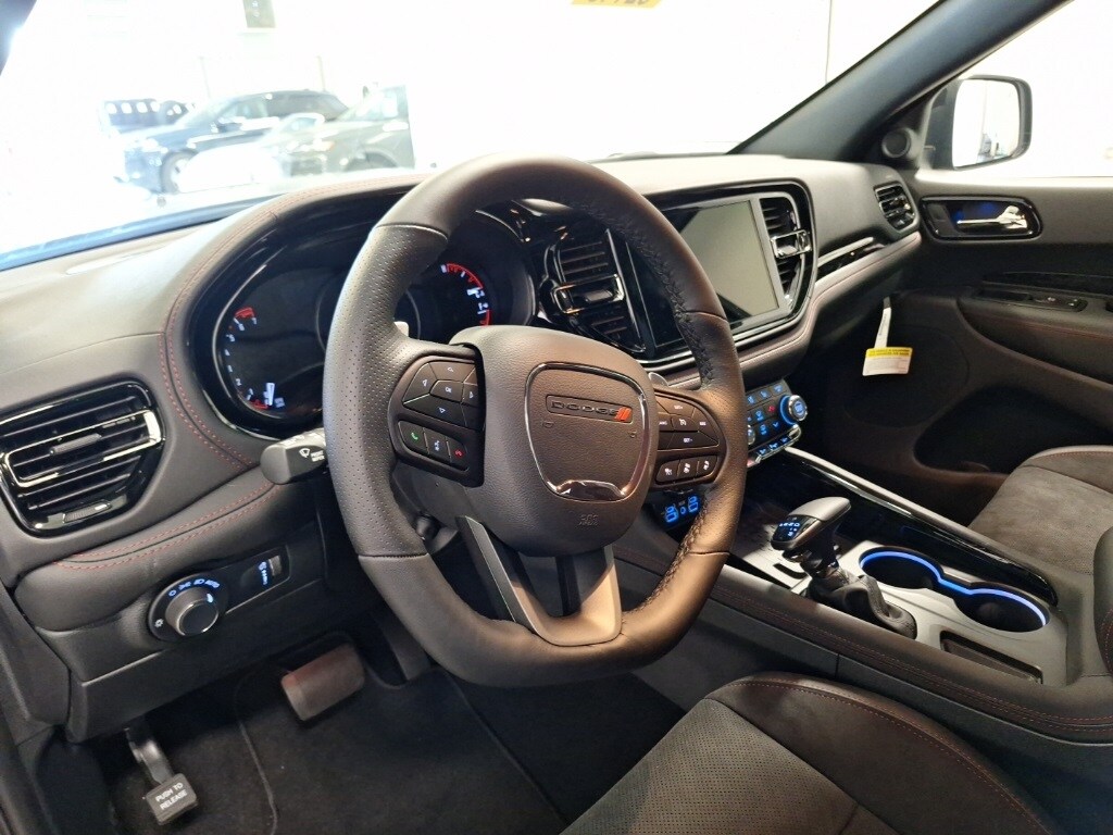 2025 Dodge Durango GT Plus photo 2