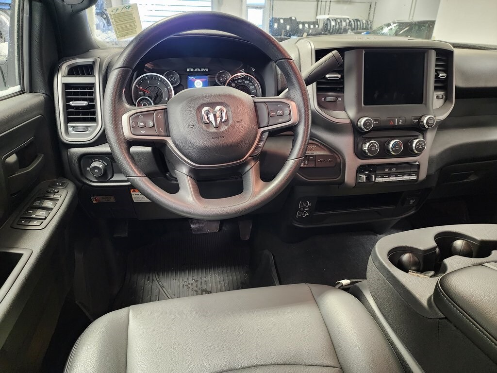 2024 Ram 3500 Tradesman photo 2