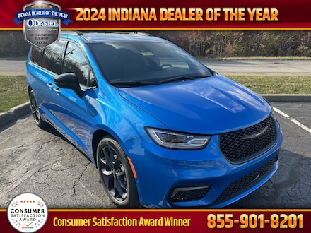 2026 Chrysler Pacifica LIMITED Passenger Van