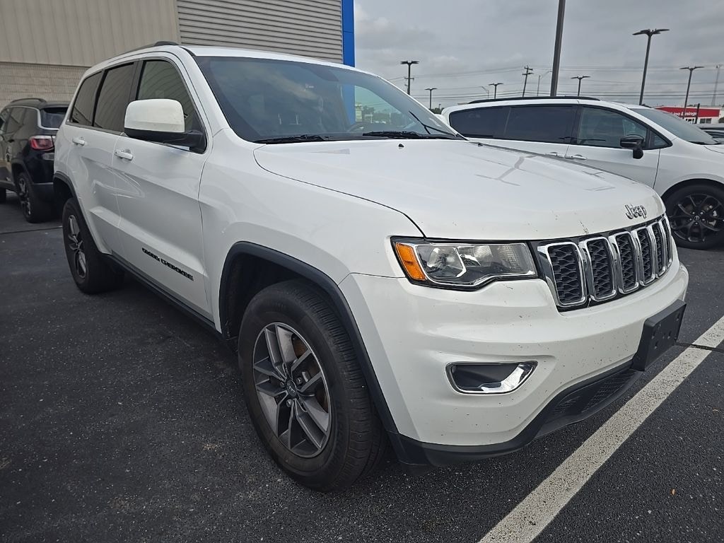Used 2018 Jeep Grand Cherokee Laredo 4x4 SUV