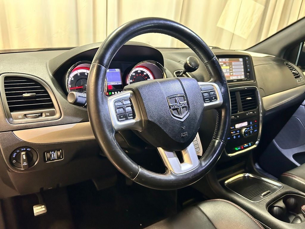 Used 2019 Dodge Grand Caravan GT Van Passenger Van