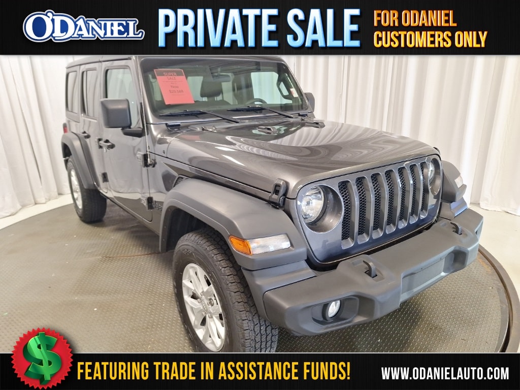 2023 Jeep Wrangler 4-Door Sport S's photo