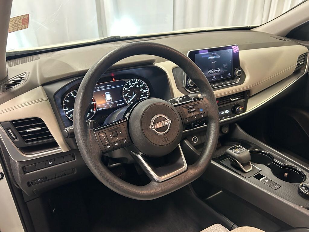 Used 2023 Nissan Rogue SV SUV