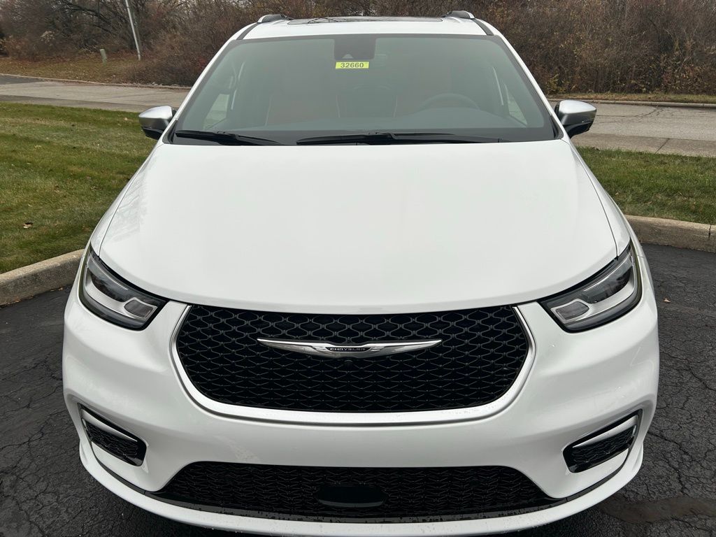 2026 Chrysler Pacifica Pinnacle - Photo 22