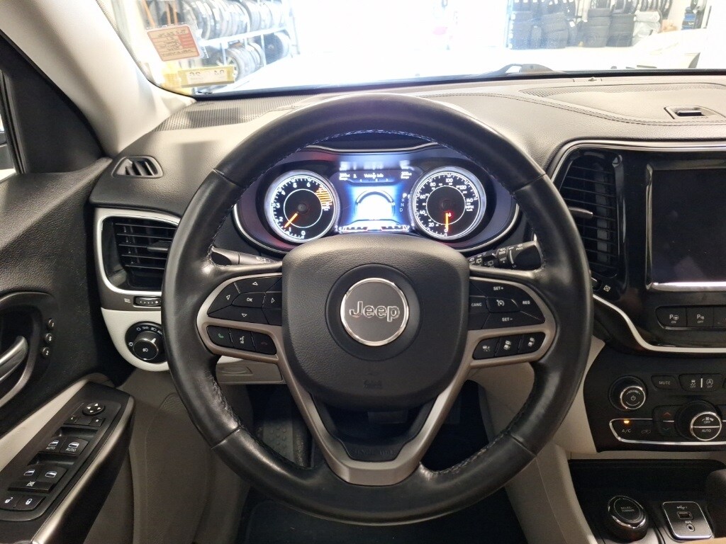 2021 Jeep Cherokee Limited photo 3