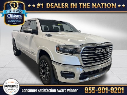2026 Ram 1500 LARAMIE CREW CAB 4X4 5'7 BOX Pickup