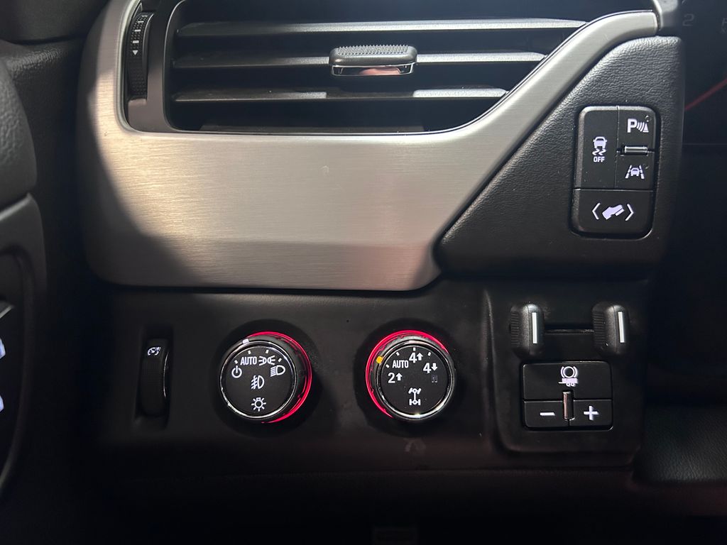 2016 GMC Yukon XL SLT - Photo 7