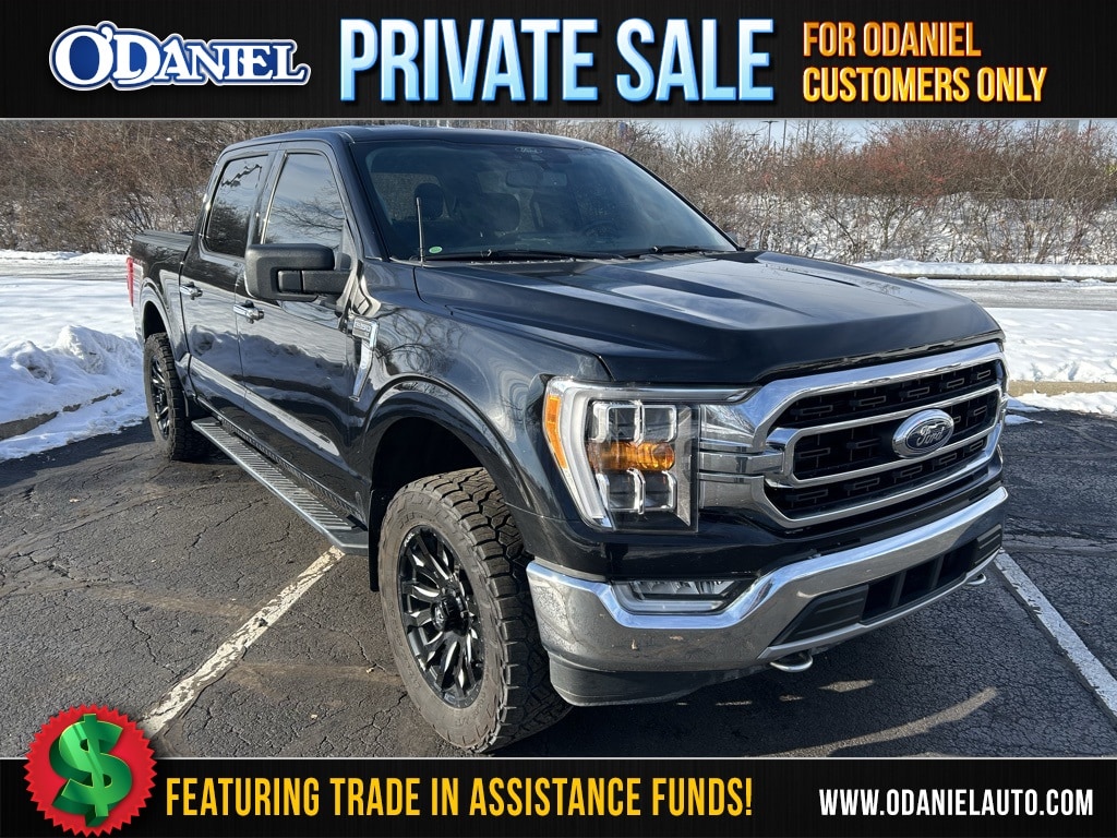 2021 Ford F-150 XLT's photo