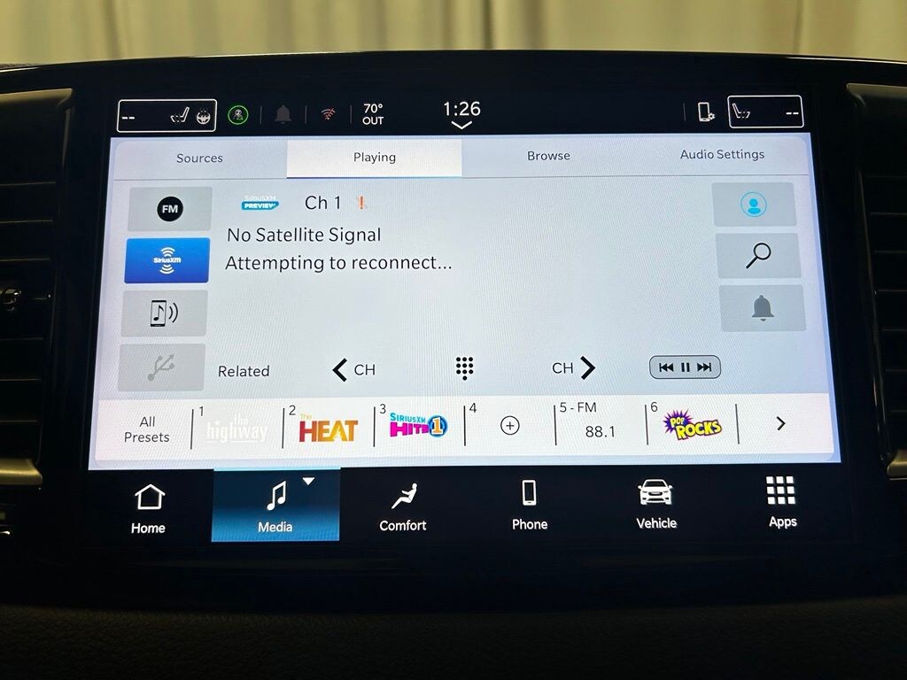 Used 2025 Chrysler Pacifica Select Van Passenger Van