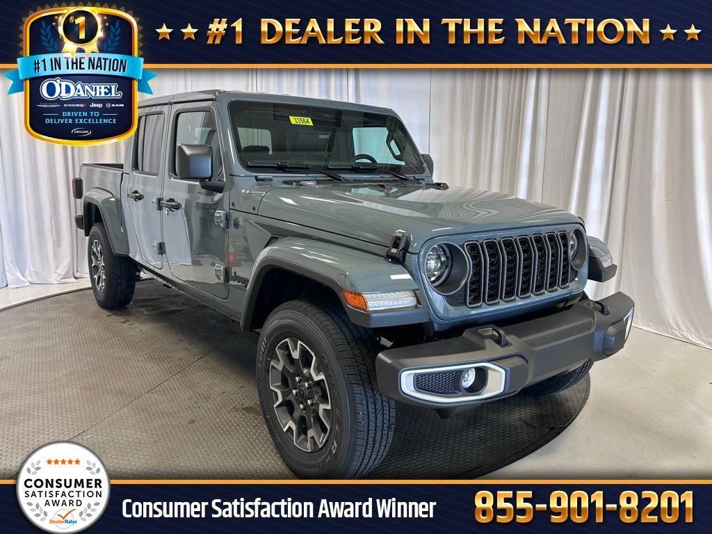 2026 Jeep Gladiator Sahara Auto's photo