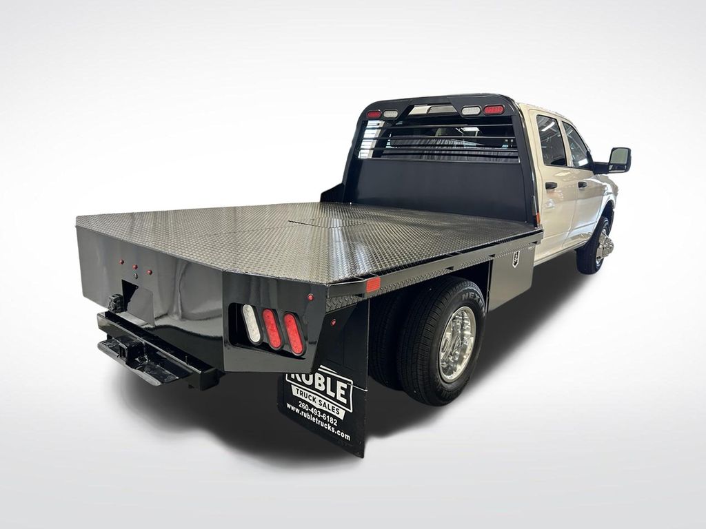 2026 RAM 3500 Chassis Tradesman - Photo 31
