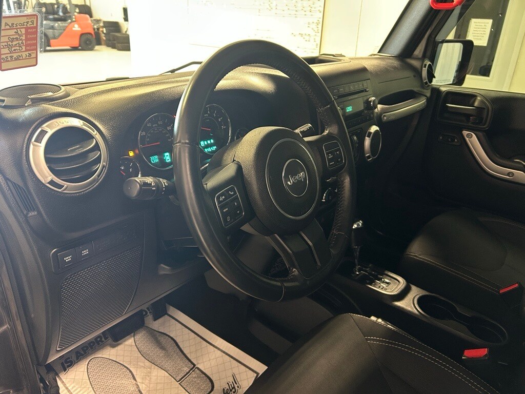 Used 2016 Jeep Wrangler JK Unlimited Rubicon 4x4 SUV