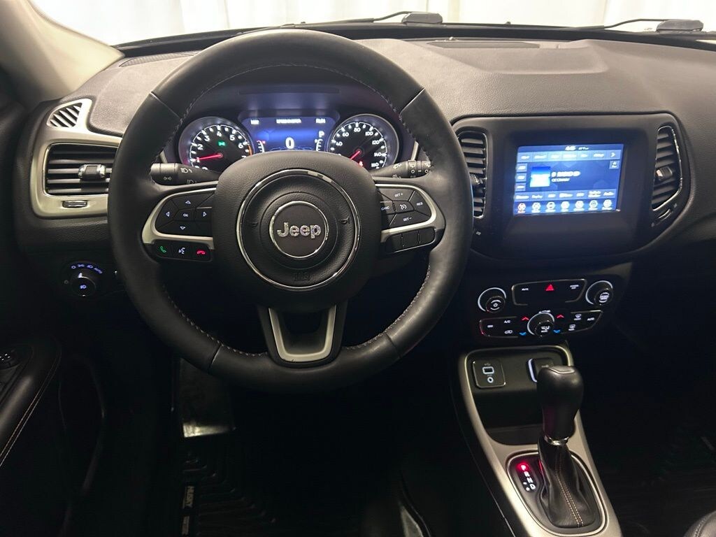 Used 2018 Jeep Compass Latitude FWD SUV