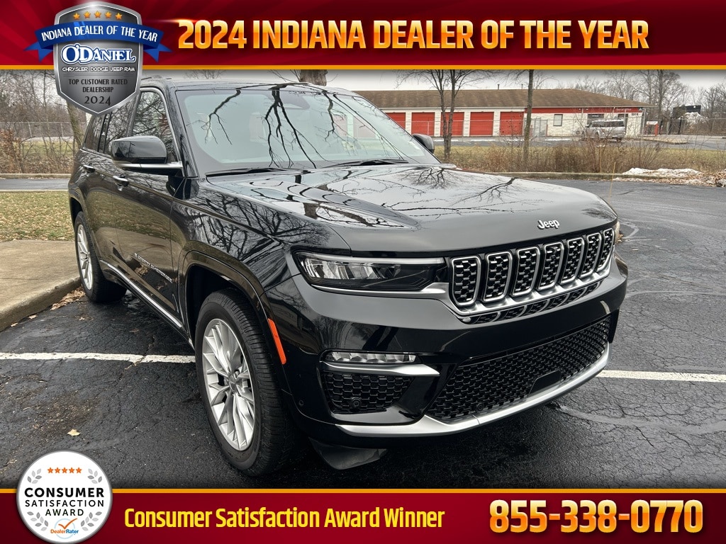 2023 Jeep Grand Cherokee Summit's photo