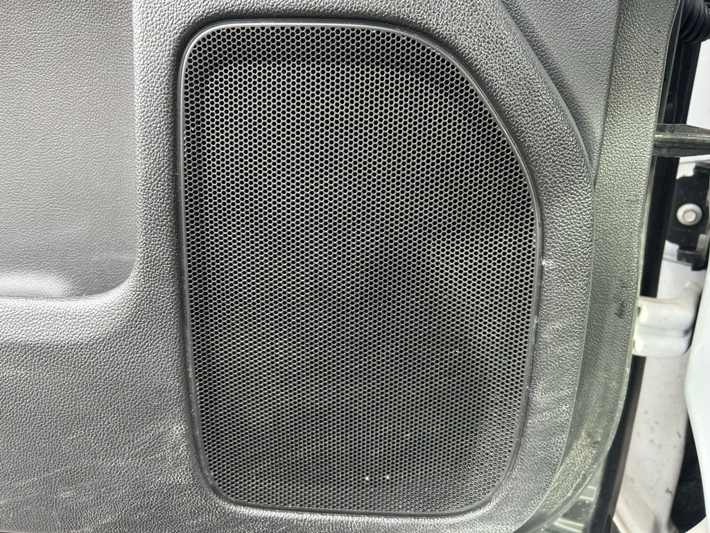 2018 Chevrolet Silverado 1500 photo 3