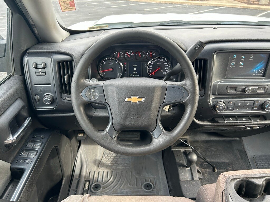 2018 Chevrolet Silverado 1500 photo 3