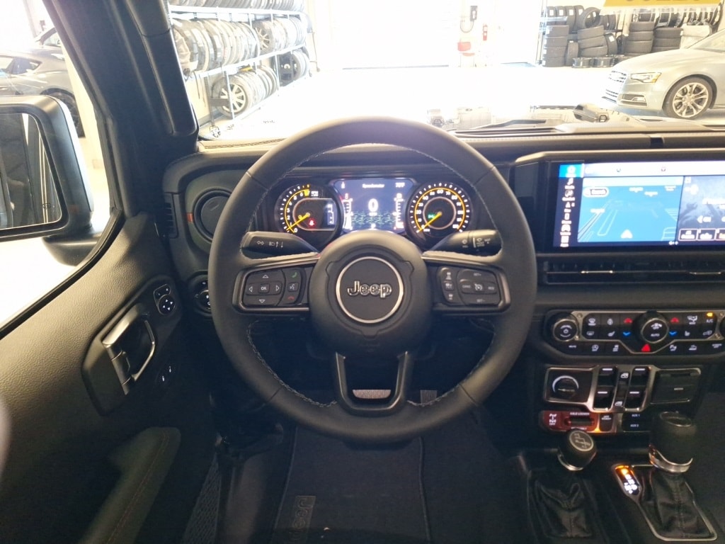 2025 Jeep Gladiator Mojave photo 4