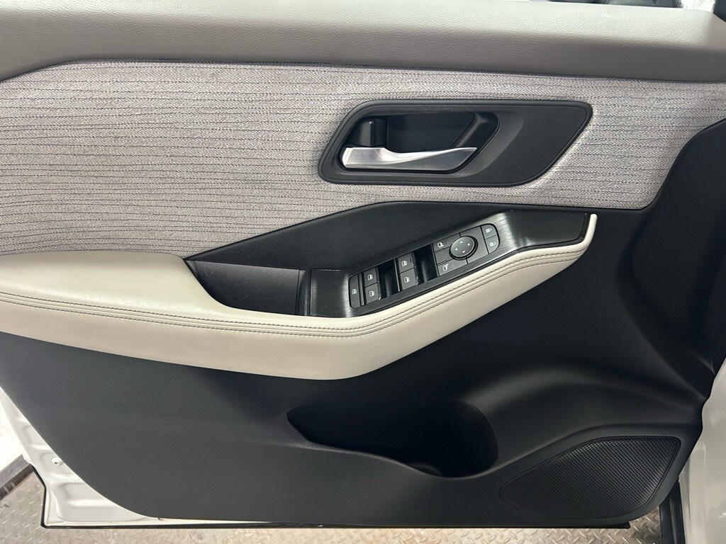 Used 2023 Nissan Rogue SV SUV