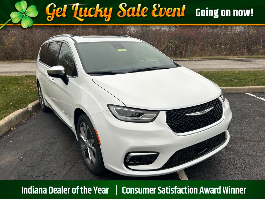 2026 Chrysler Pacifica Passenger Van 