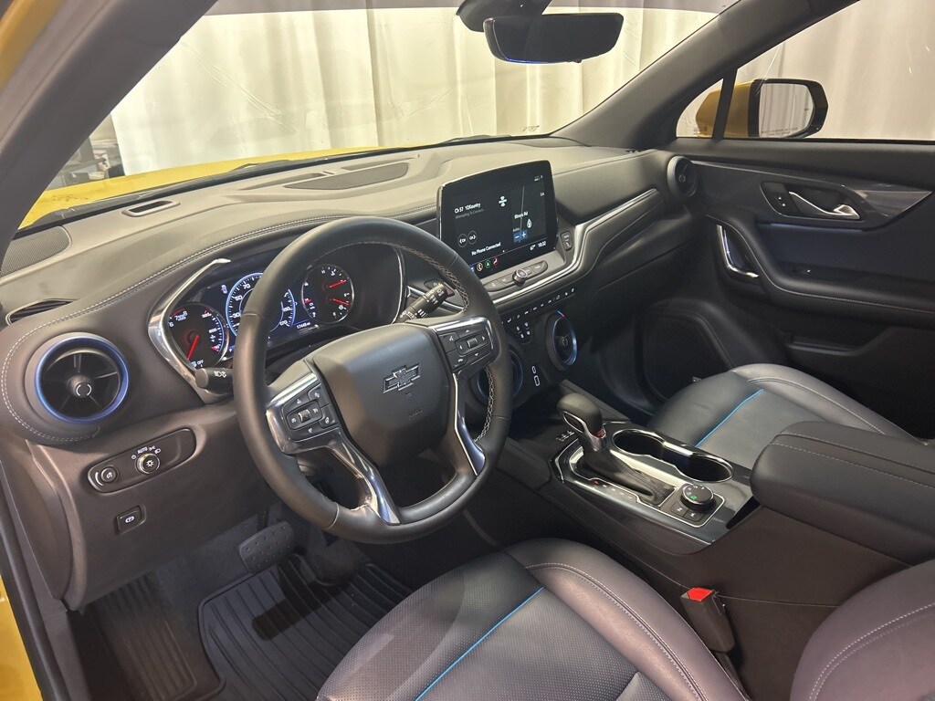 2024 Chevrolet Blazer RS photo 2