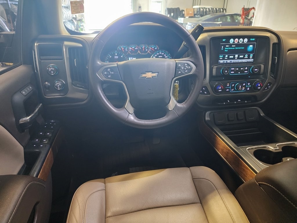 Used 2018 Chevrolet Silverado 1500 LTZ with VIN 1GCVKSEC0JZ129724 for sale in Fort Wayne, IN