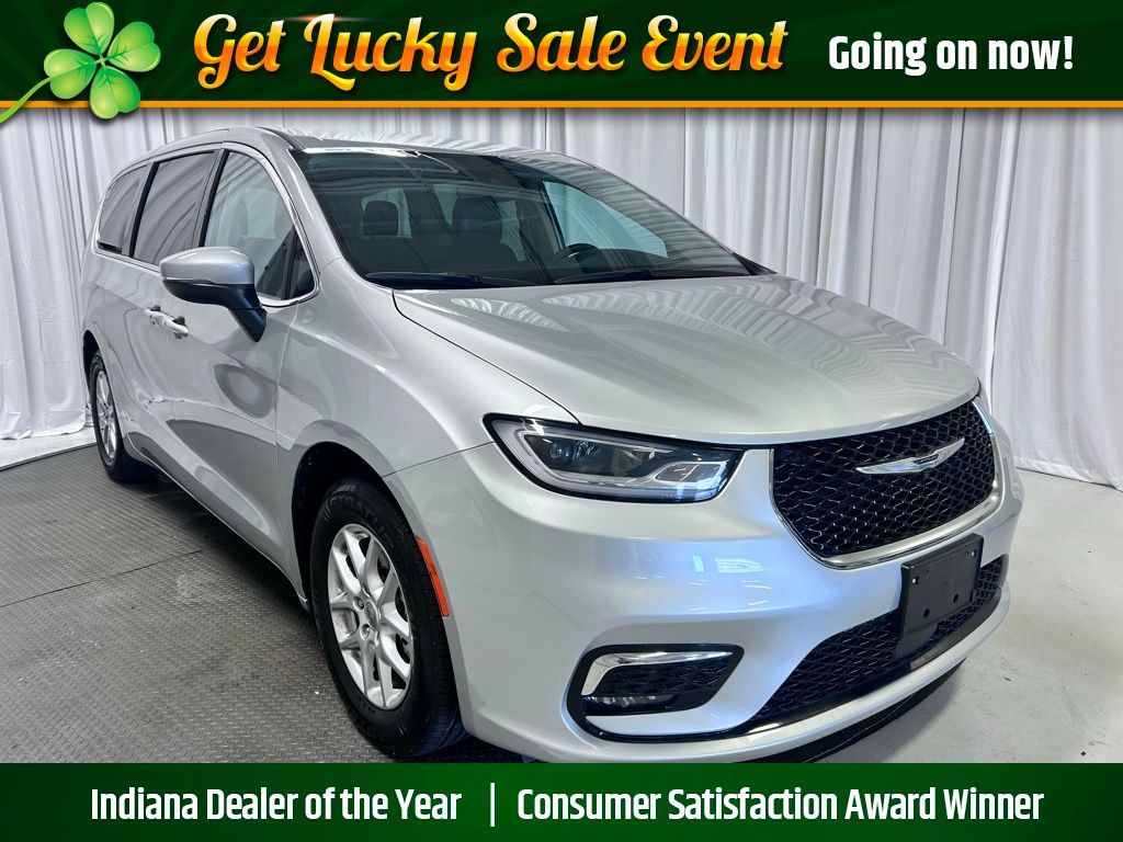 2023 Chrysler Pacifica Van Passenger Van 