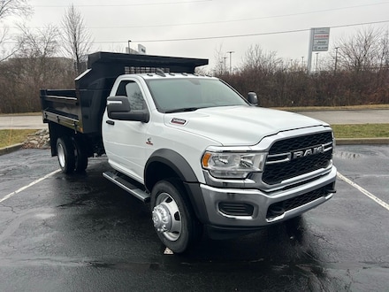 2024 Ram 5500 Chassis Cab TRADESMAN  REGULAR  4X4 84' CA Pickup