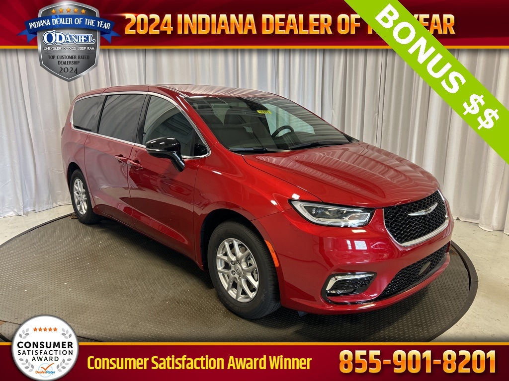 2026 Chrysler Pacifica Select's photo