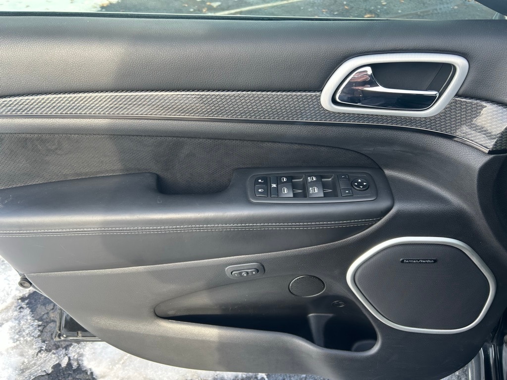 2021 Jeep Grand Cherokee Trackhawk photo 2