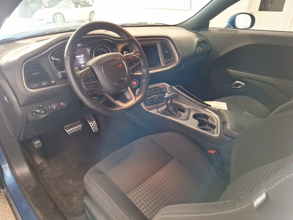 2022 Dodge Challenger R/T photo 2