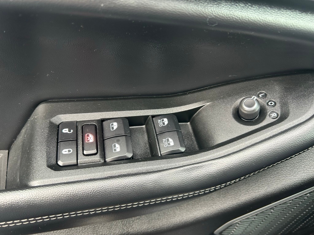 2021 Jeep Grand Cherokee Limited photo 4