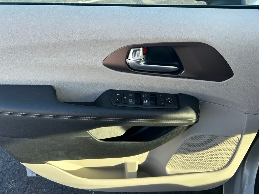 Used 2024 Chrysler Voyager LX Van Passenger Van