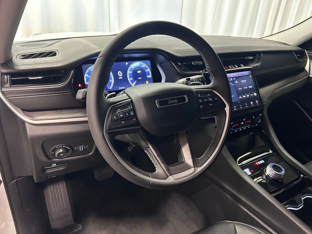 Used 2023 Jeep Grand Cherokee Limited SUV