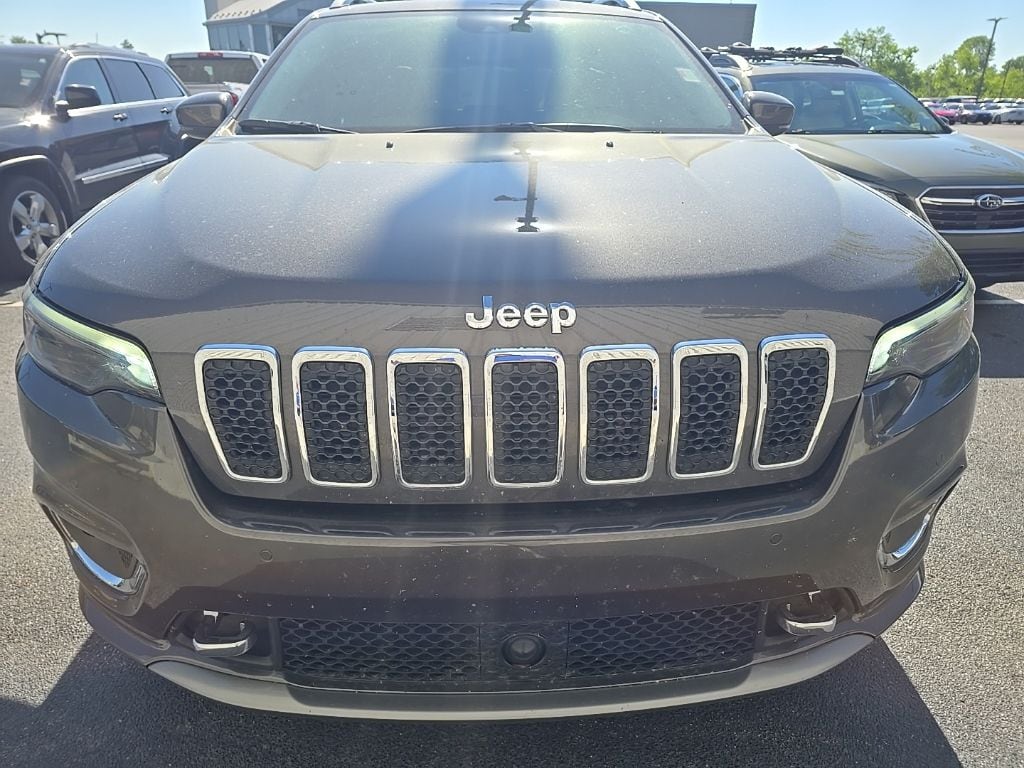 Used 2019 Jeep Cherokee Overland 4x4 SUV