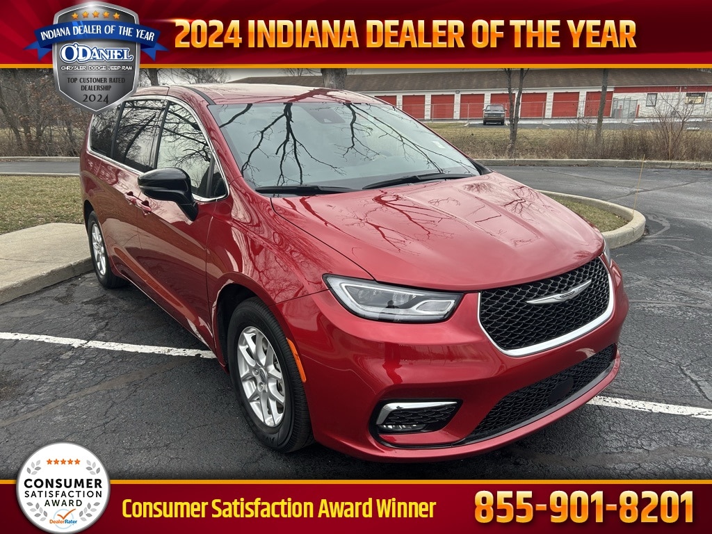 2025 Chrysler Pacifica Select