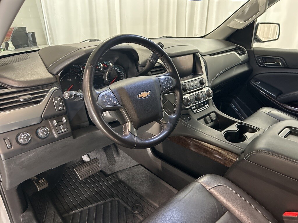 2020 Chevrolet Tahoe LT photo 2