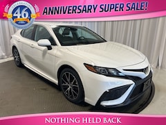 2024 Toyota Camry SE Sedan