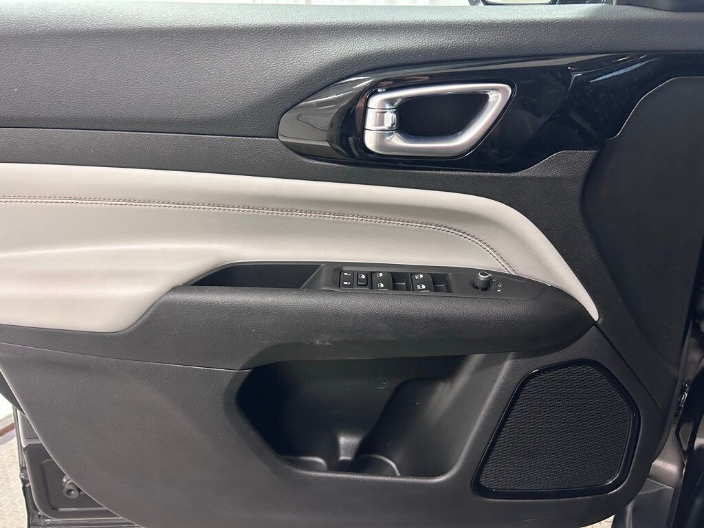 Used 2022 Jeep Compass Limited SUV