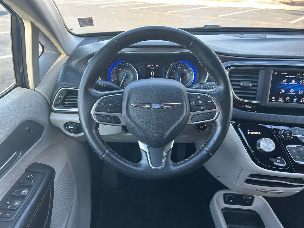 Used 2020 Chrysler Pacifica Touring L Van Passenger Van