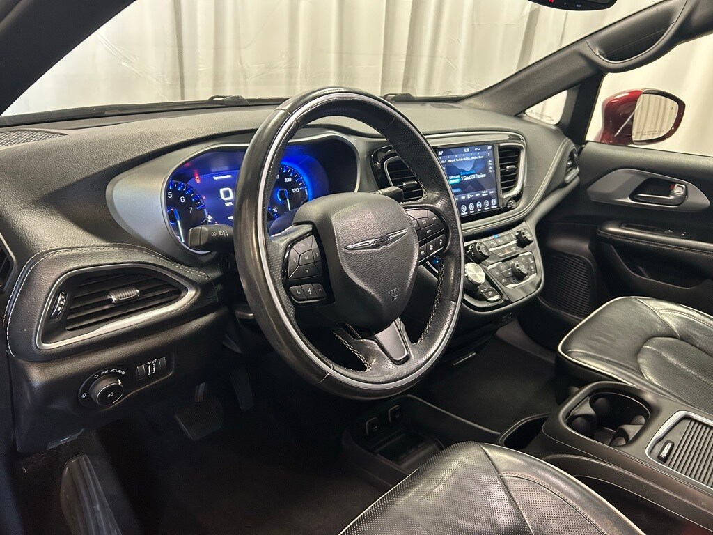 Used 2020 Chrysler Pacifica Limited Van Passenger Van