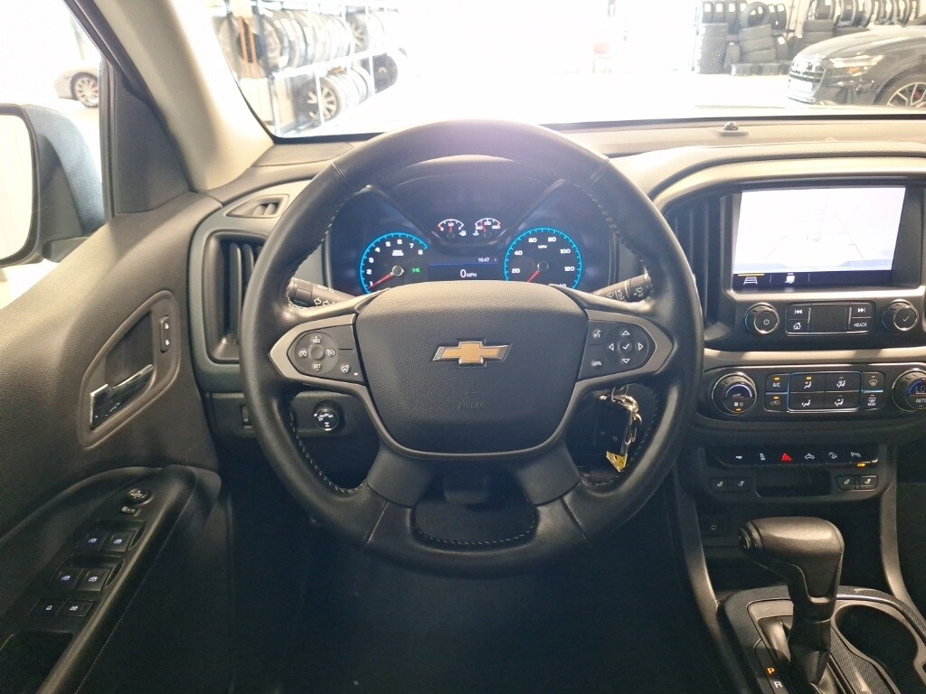 2020 Chevrolet Colorado Z71 photo 2