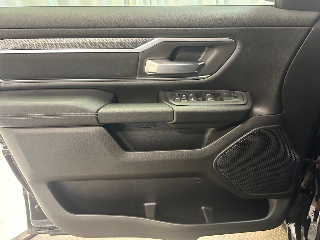 2026 RAM 1500 Big Horn/Lone Star - Photo 8